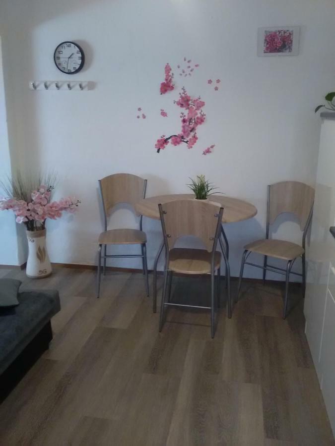 Apartma Evi Zaga Exteriör bild
