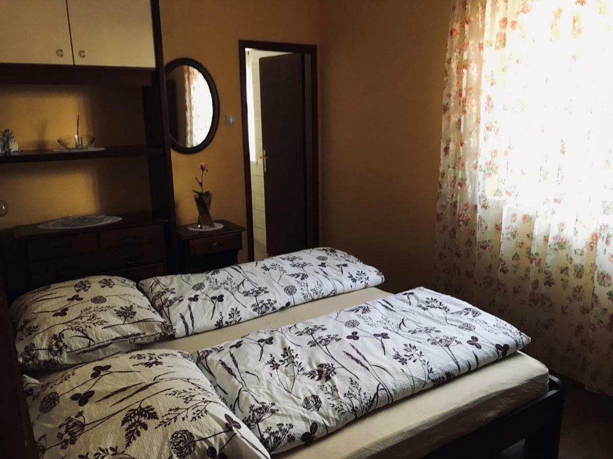 Apartma Evi Zaga Exteriör bild